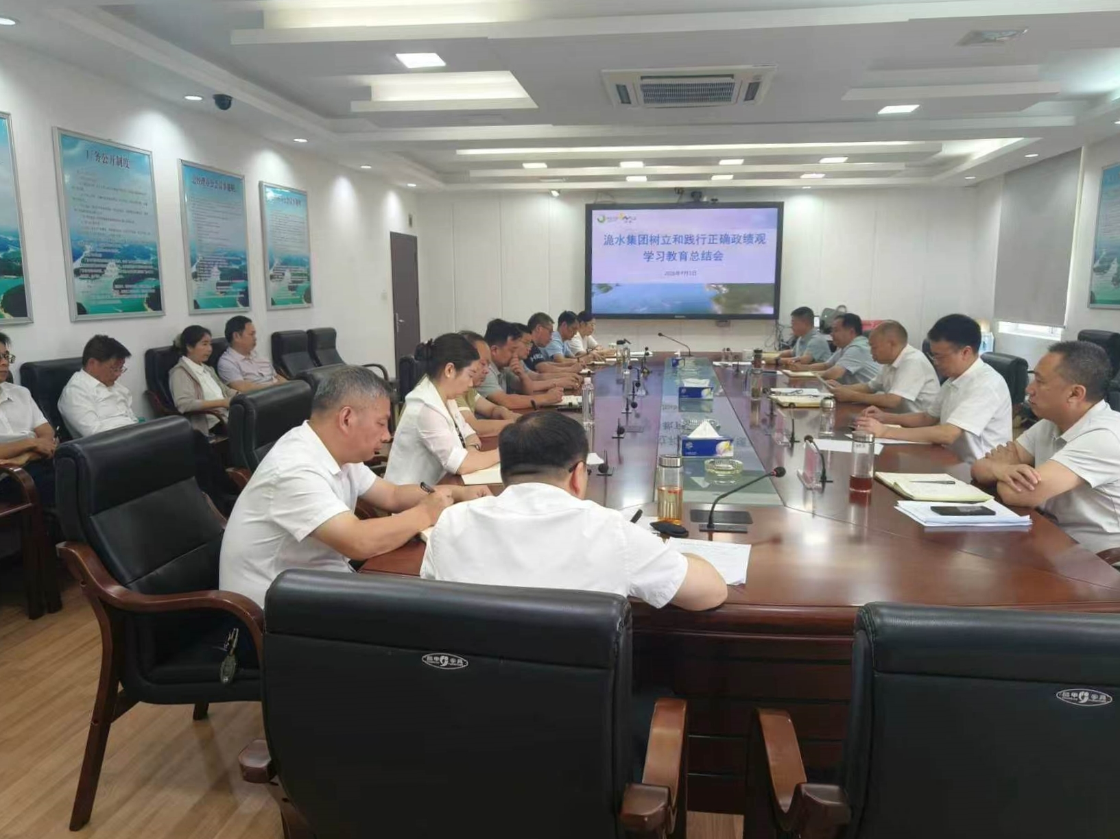 fcbe53be3e1fec2064209a5b884ba7e3_副本.jpg